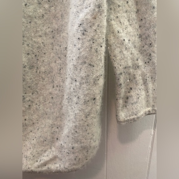 Cashmere Charter Club speckled gray cashmere sweater - Picture 5 of 9